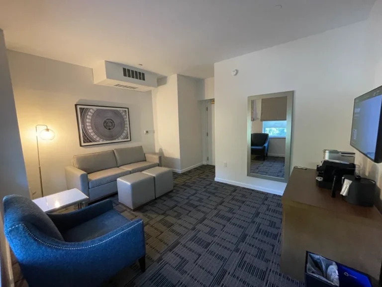 suite-living-space-optimized